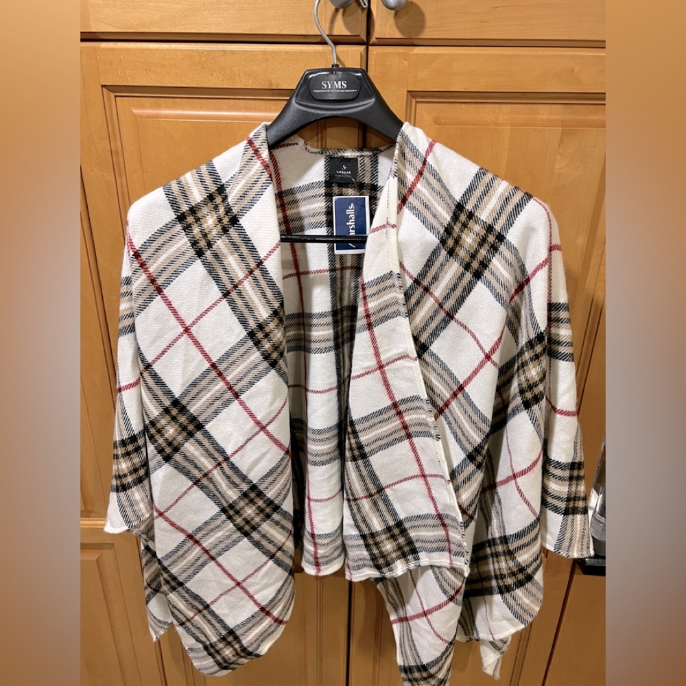 Ivory plaid Poncho OS fits all wool and acrylic fabric